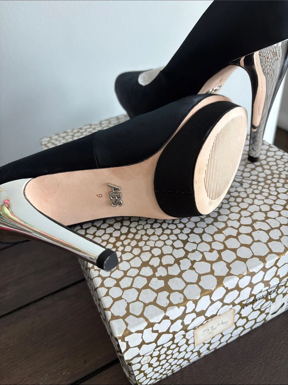 ABS Allen Schwartz elegant black